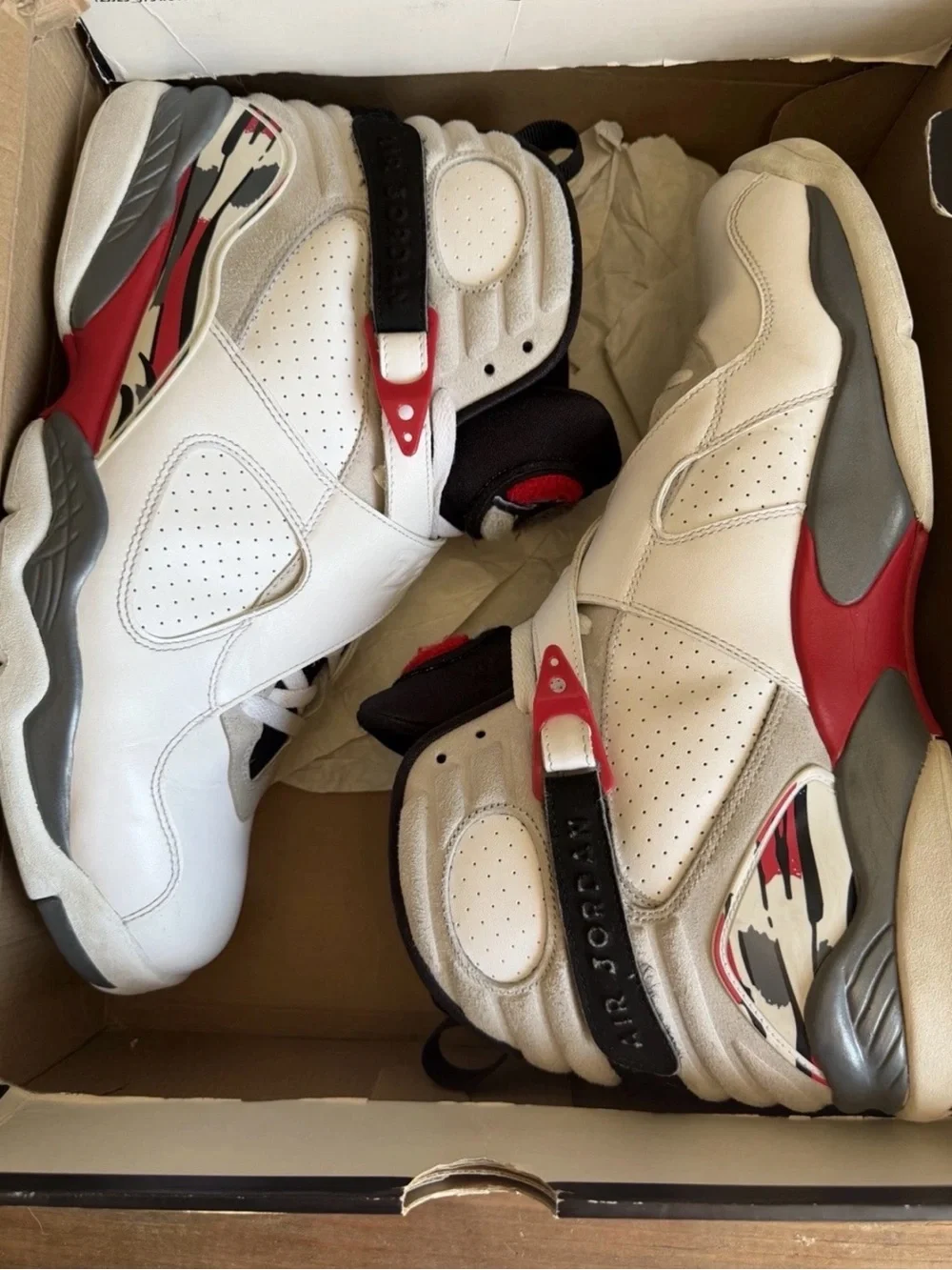 Jordan 8 “Bugs Bunny” Retro 2013 Men’s Size 15